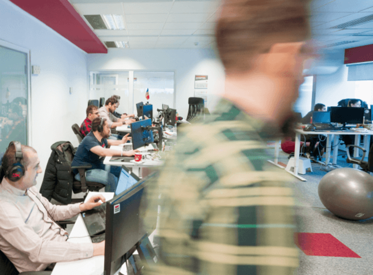 Von Silos zur Cloud: Ein internationales Team arbeitet an der EOS Software Kollecto+. Von Silos zur Cloud: Ein internationales Team arbeitet an der EOS Software Kollecto+.