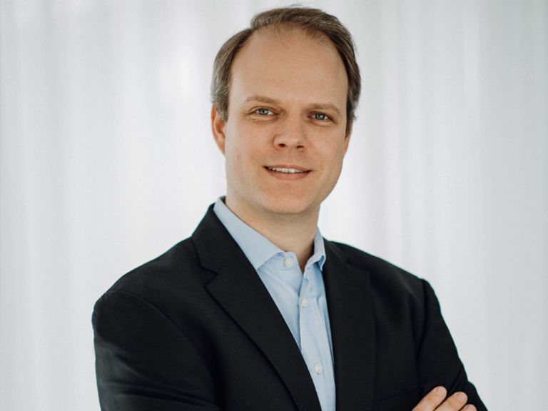 Artificial intelligence in the call center. Michael Brehm is the founder and managing director of i2x GmbH.